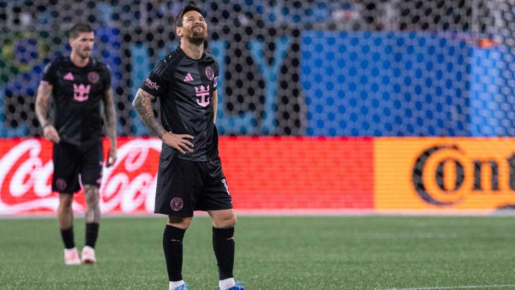 তিন বছর পর পেনাল্টিতে ব্যর্থ মেসি, বড় হার মায়ামির